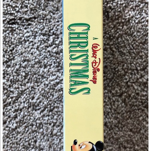 WALT DISNEY CHRISTMAS RARE OOP VHS MICKEY MOUSE - Picture 5 of 8